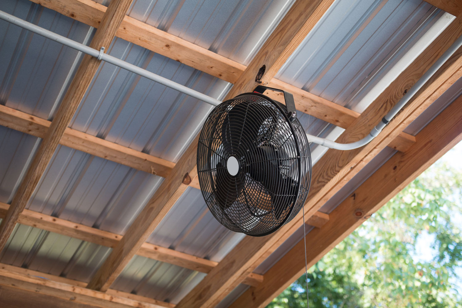 Barn Fans: 5